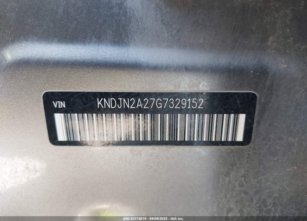 2016 KIA SOUL VIN: KNDJN2A27G7329152