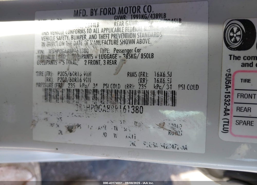2011 FORD FUSION VIN: 3FAHP0GA8BR161380