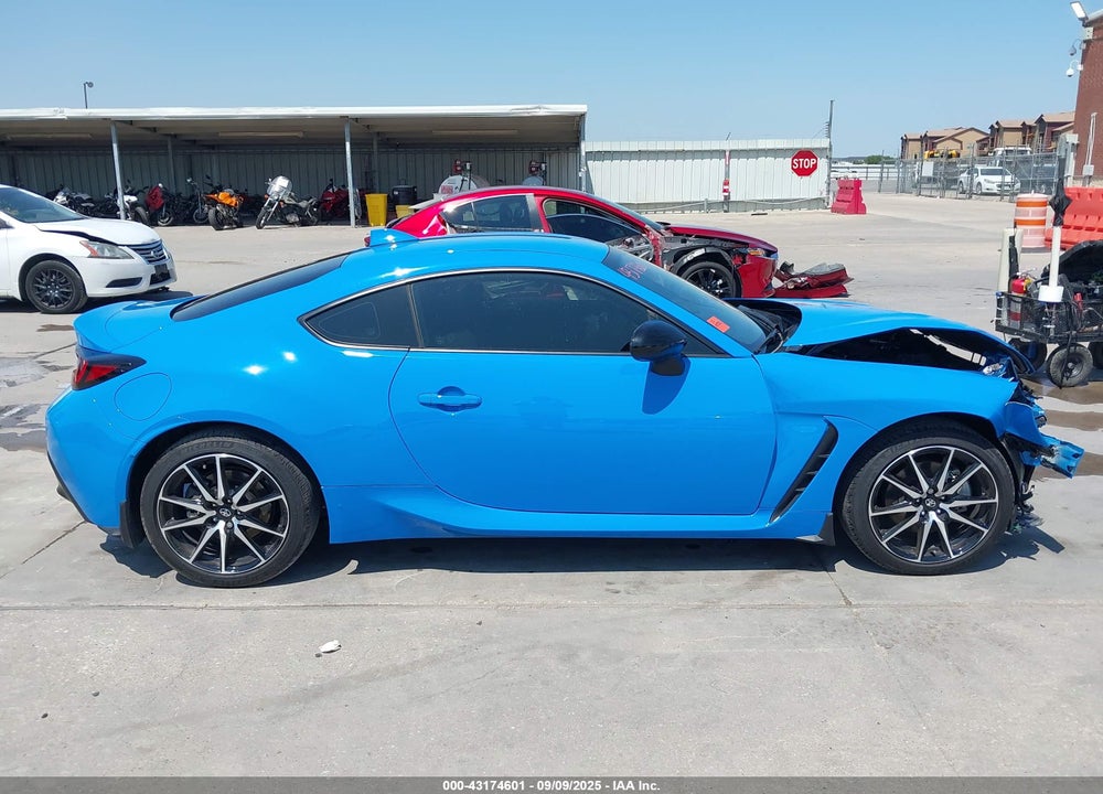 2024 TOYOTA GR 86 VIN: JF1ZNBB18R9758869