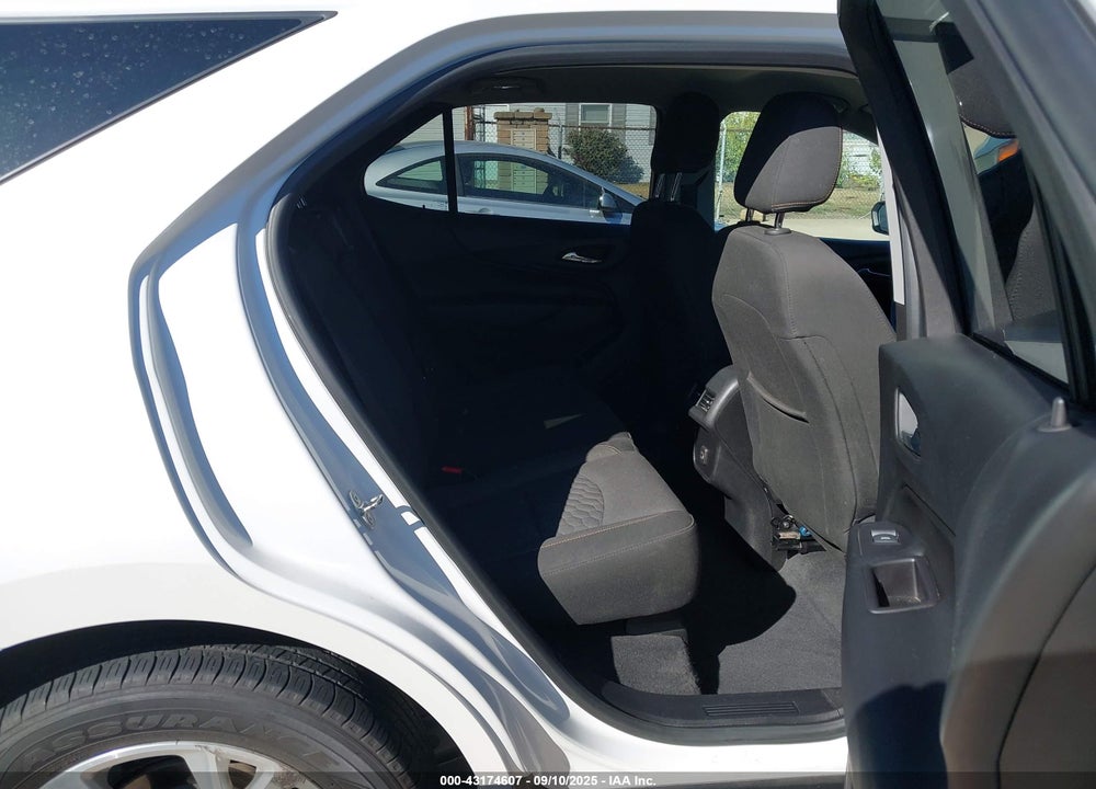 2019 CHEVROLET EQUINOX LT VIN: 2GNAXVEXXK6222579