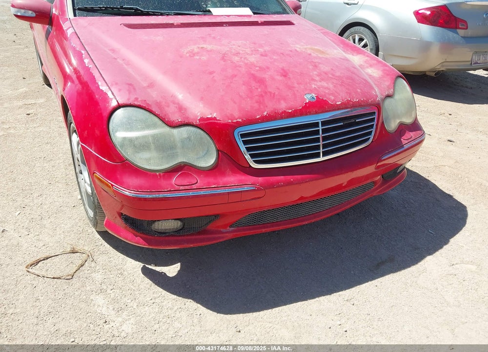 2002 MERCEDES-BENZ C 32 AMG VIN: WDBRF65J32F194077