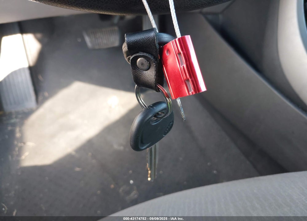 2016 HYUNDAI ELANTRA VIN: 5NPDH4AE2GH706427