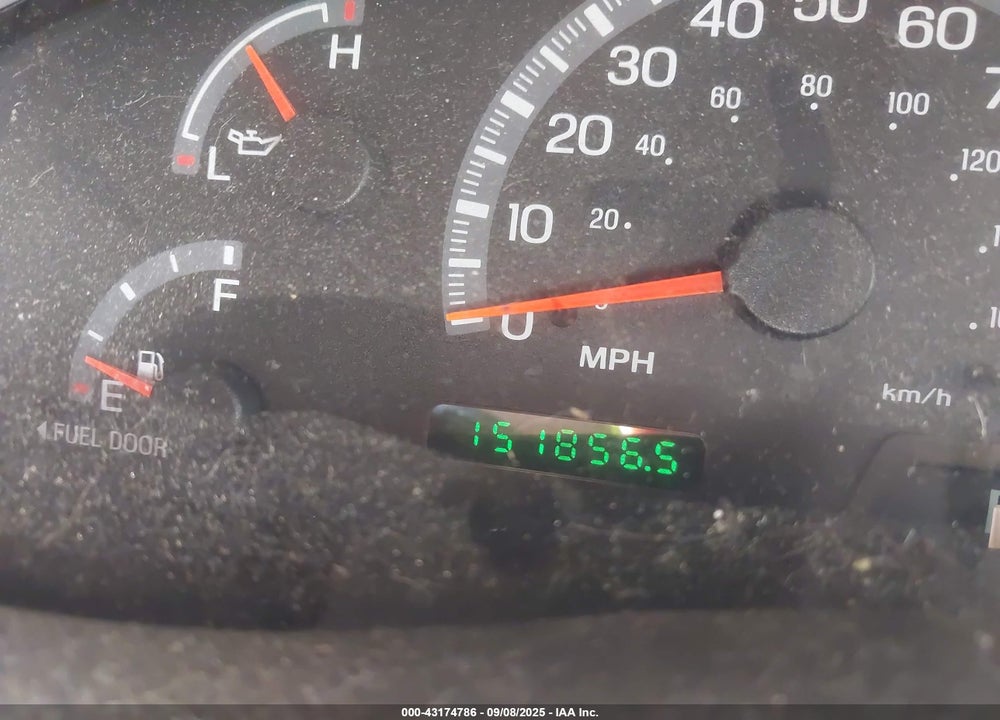 2002 FORD F-150 VIN: 1FTRW08L82KB60106