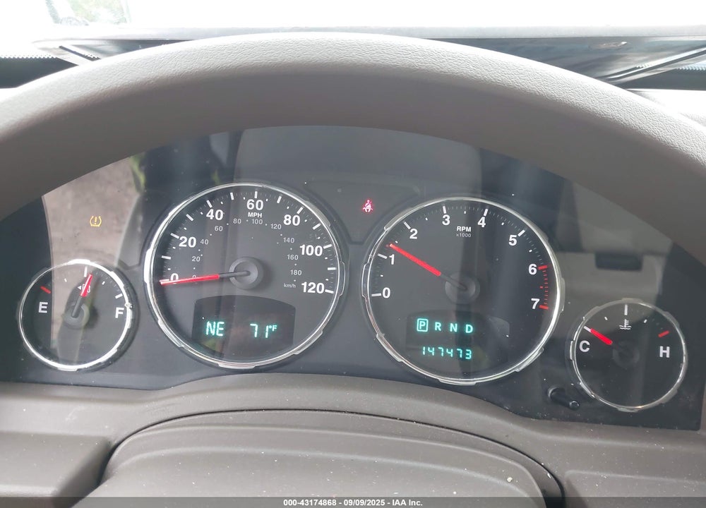 2009 JEEP LIBERTY VIN: 1J8GP28K69W535204