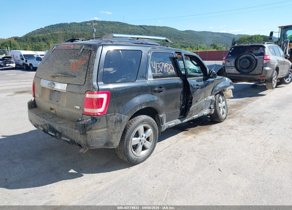 2011 FORD ESCAPE VIN: 1FMCU9EG3BKB01726