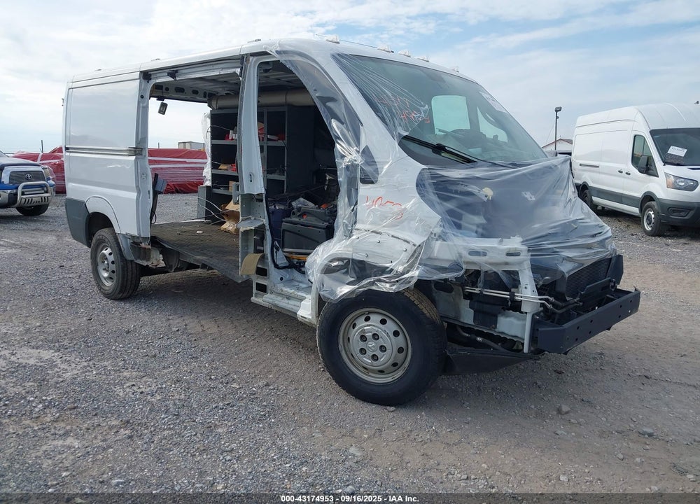 2017 RAM PROMASTER 1500 LOW ROOF 136 WB VIN: 3C6TRVAG4HE540666