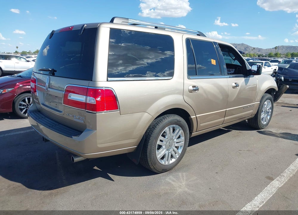 2014 LINCOLN NAVIGATOR VIN: 5LMJJ2J50EEL00468