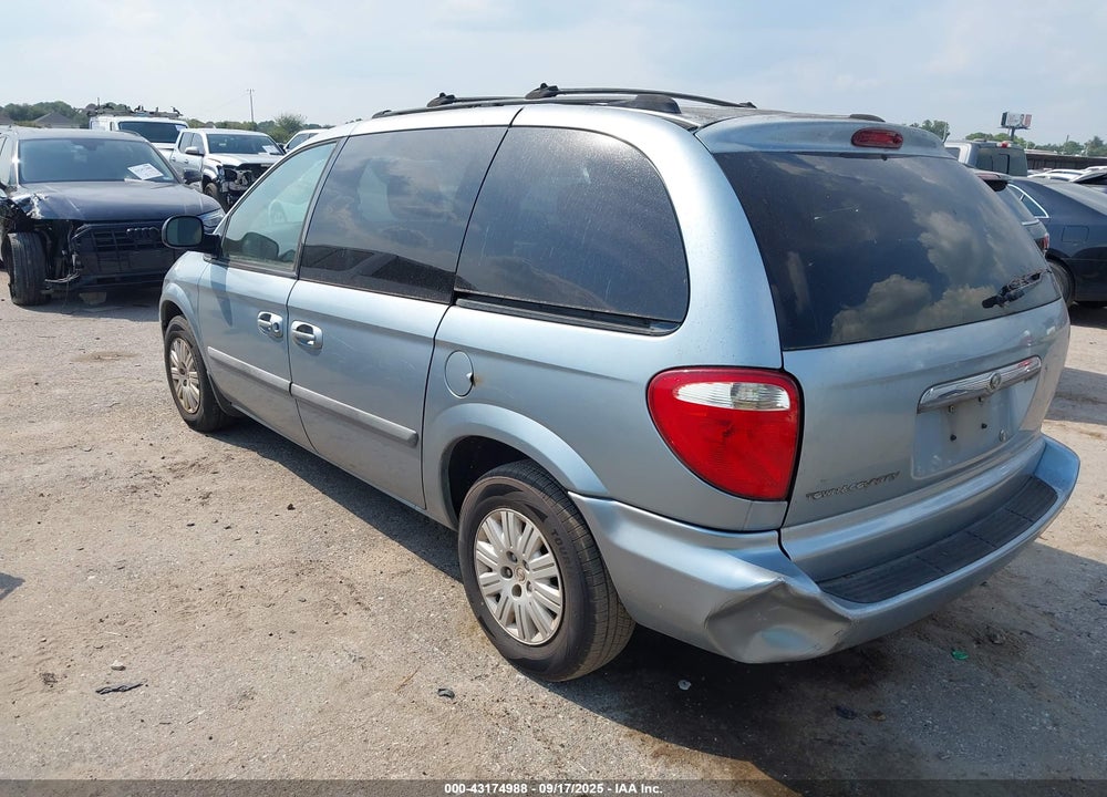 2005 CHRYSLER TOWN & COUNTRY VIN: 1C4GP45R85B235380
