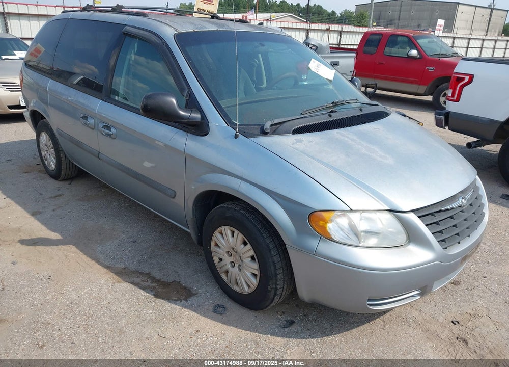 2005 CHRYSLER TOWN & COUNTRY VIN: 1C4GP45R85B235380