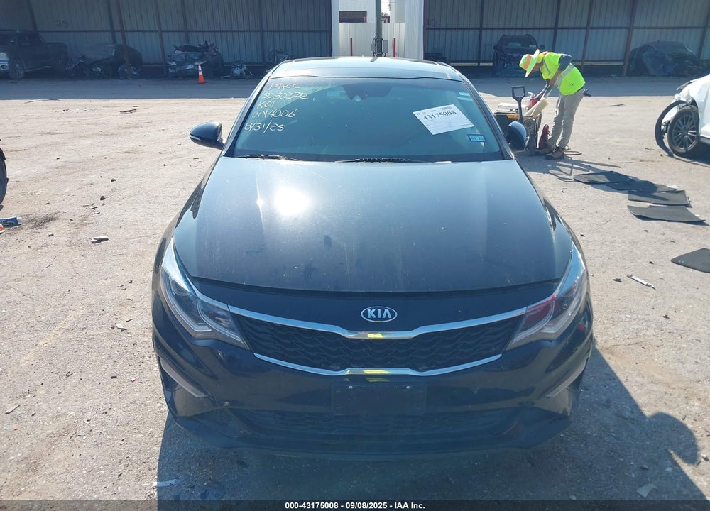 2020 KIA OPTIMA VIN: 5XXGT4L32LG434006