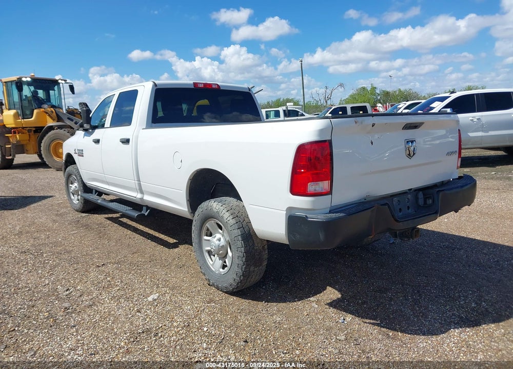 2018 RAM 2500 TRADESMAN 4X4 8' BOX VIN: 3C6UR5HL7JG313232