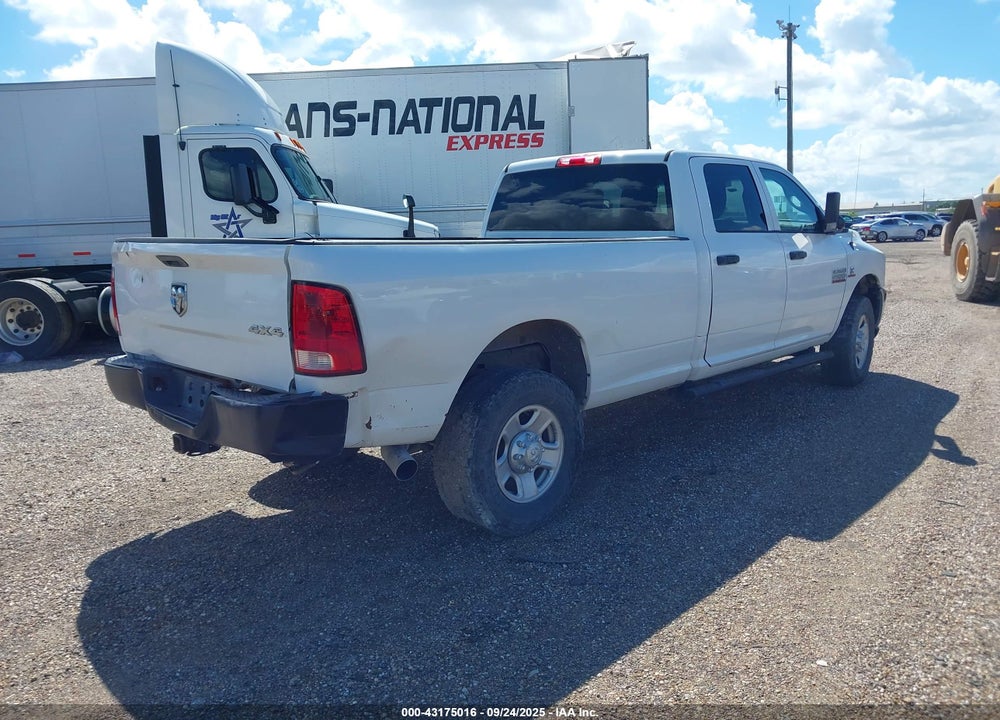 2018 RAM 2500 TRADESMAN 4X4 8' BOX VIN: 3C6UR5HL7JG313232