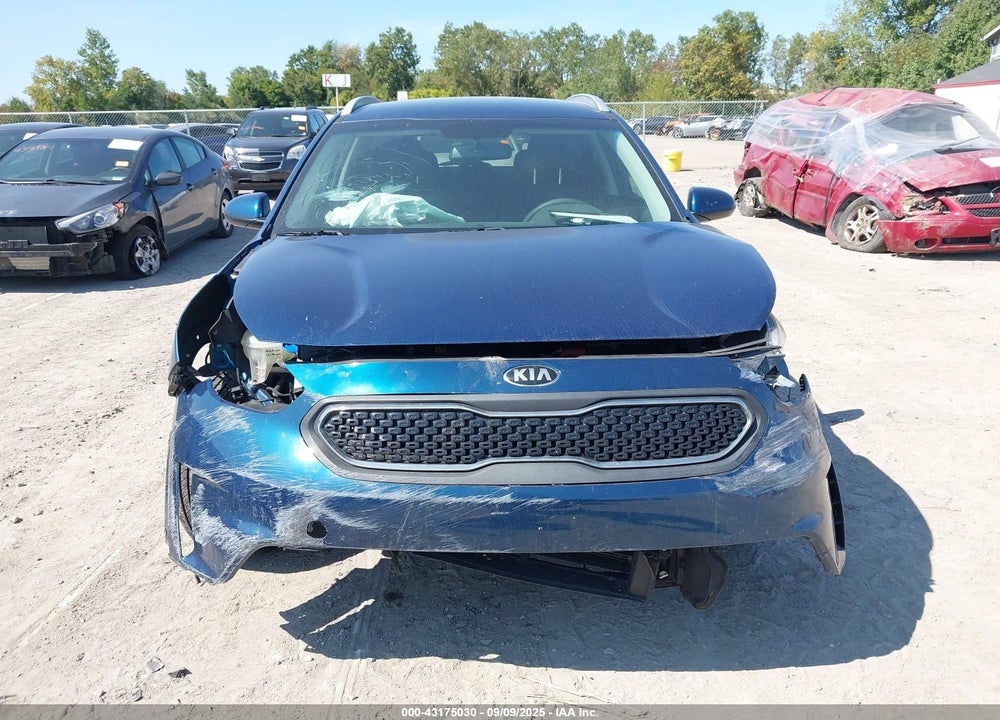 2017 KIA NIRO VIN: KNDCB3LC8H5085294