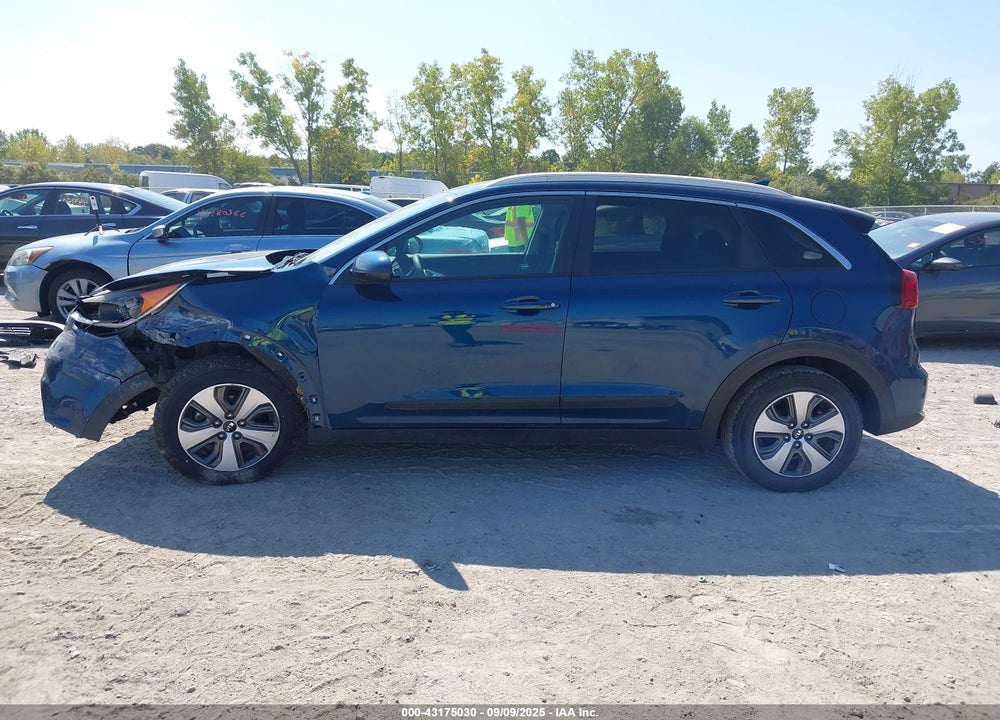 2017 KIA NIRO VIN: KNDCB3LC8H5085294