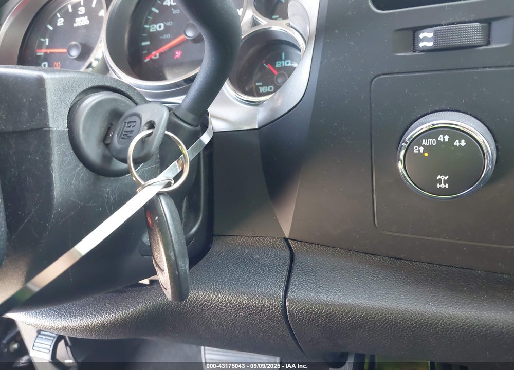 2012 CHEVROLET SILVERADO 1500 VIN: 1GCPKSE76CF203163