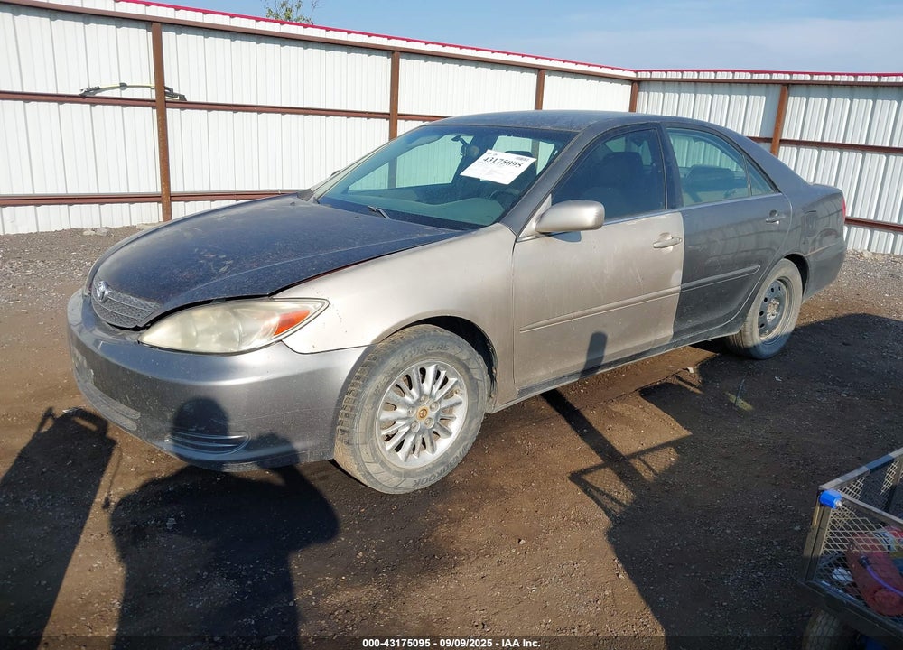 2002 TOYOTA CAMRY LE VIN: 4T1BE32K92U513720