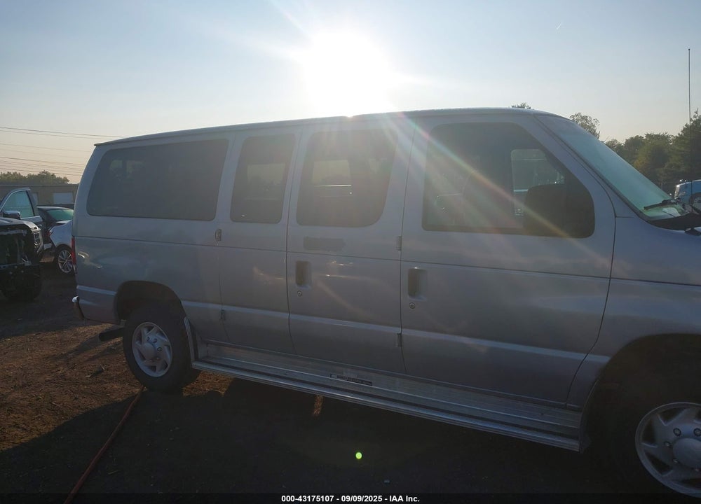 2006 FORD E-350 SUPER DUTY CHATEAU/XL/XLT VIN: 1FBNE31L36DA19679