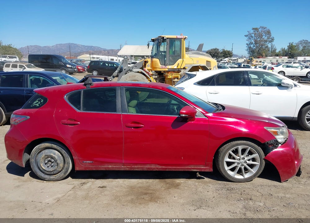 2013 LEXUS CT 200H VIN: JTHKD5BH7D2135143