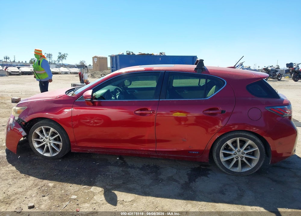 2013 LEXUS CT 200H VIN: JTHKD5BH7D2135143