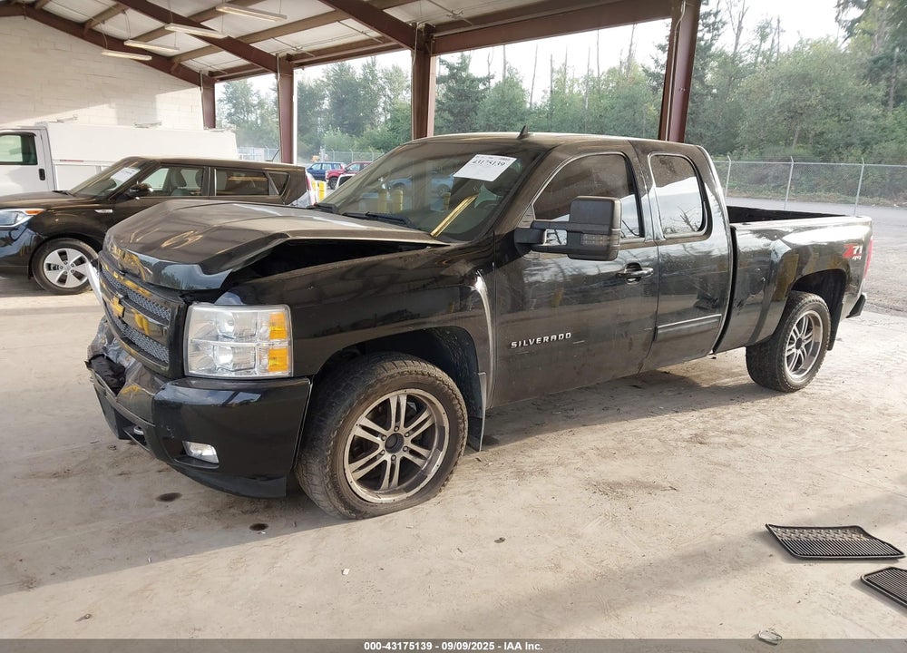 2010 CHEVROLET SILVERADO 1500 VIN: 1GCSKSE36AZ156753