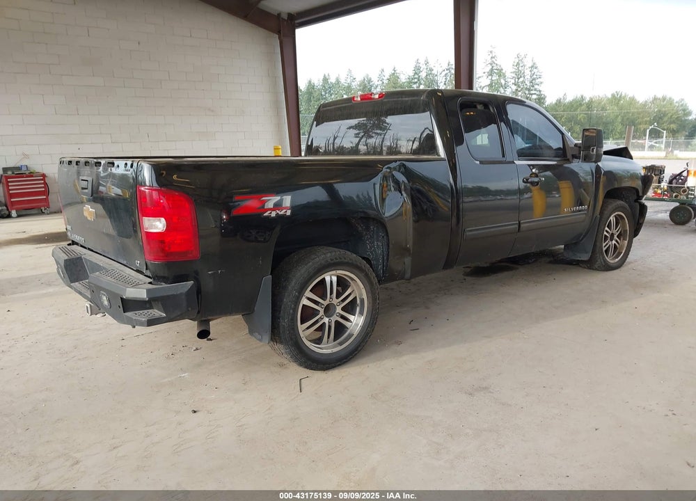 2010 CHEVROLET SILVERADO 1500 VIN: 1GCSKSE36AZ156753