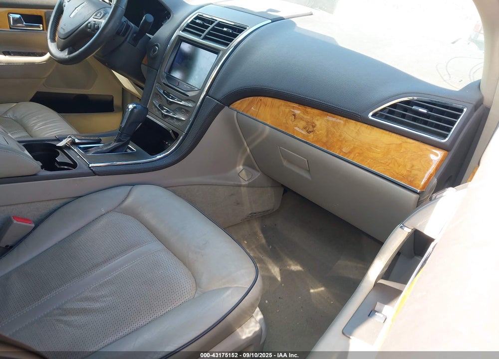 2013 LINCOLN MKX VIN: 2LMDJ8JK9DBL18829