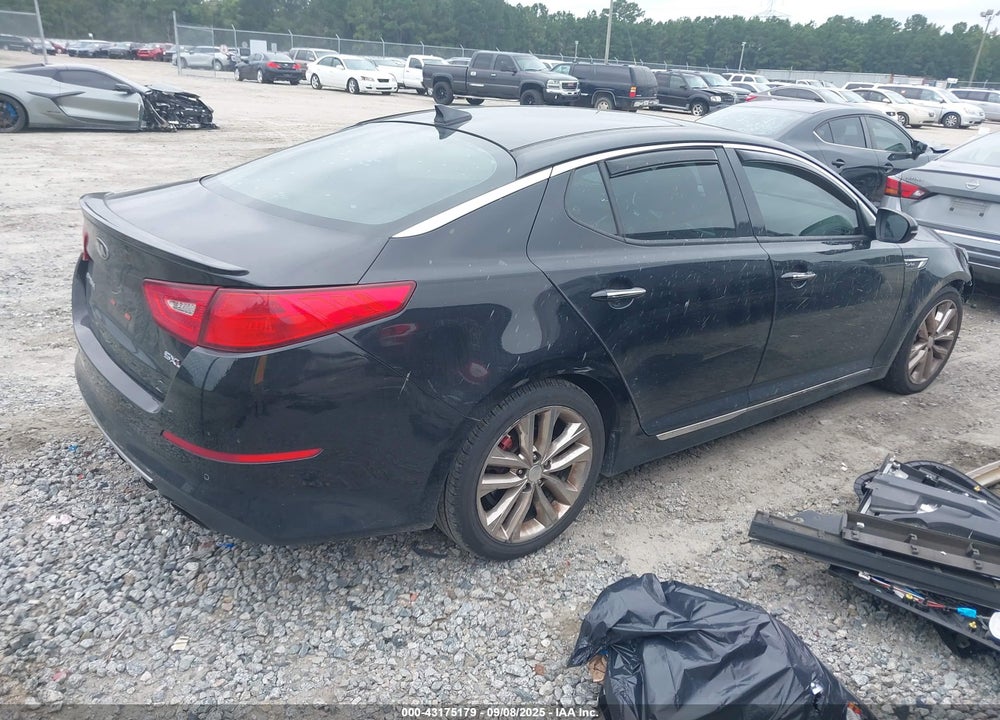 2015 KIA OPTIMA VIN: 5XXGR4A68FG461467