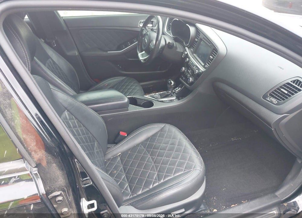 2015 KIA OPTIMA VIN: 5XXGR4A68FG461467