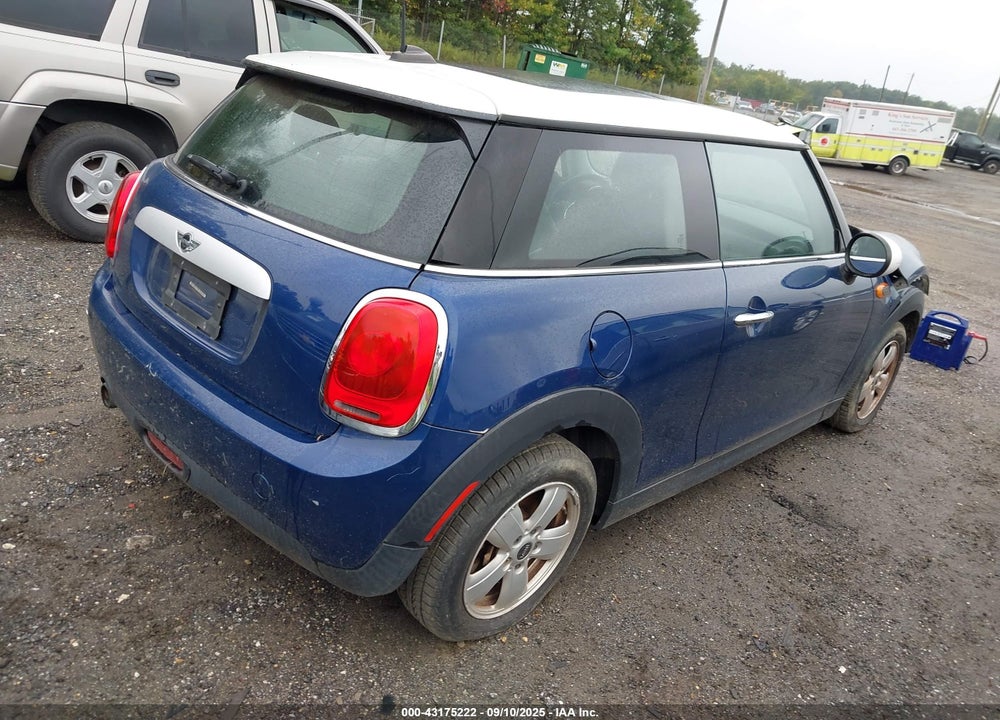2014 MINI COOPER VIN: WMWXM5C5XET730945