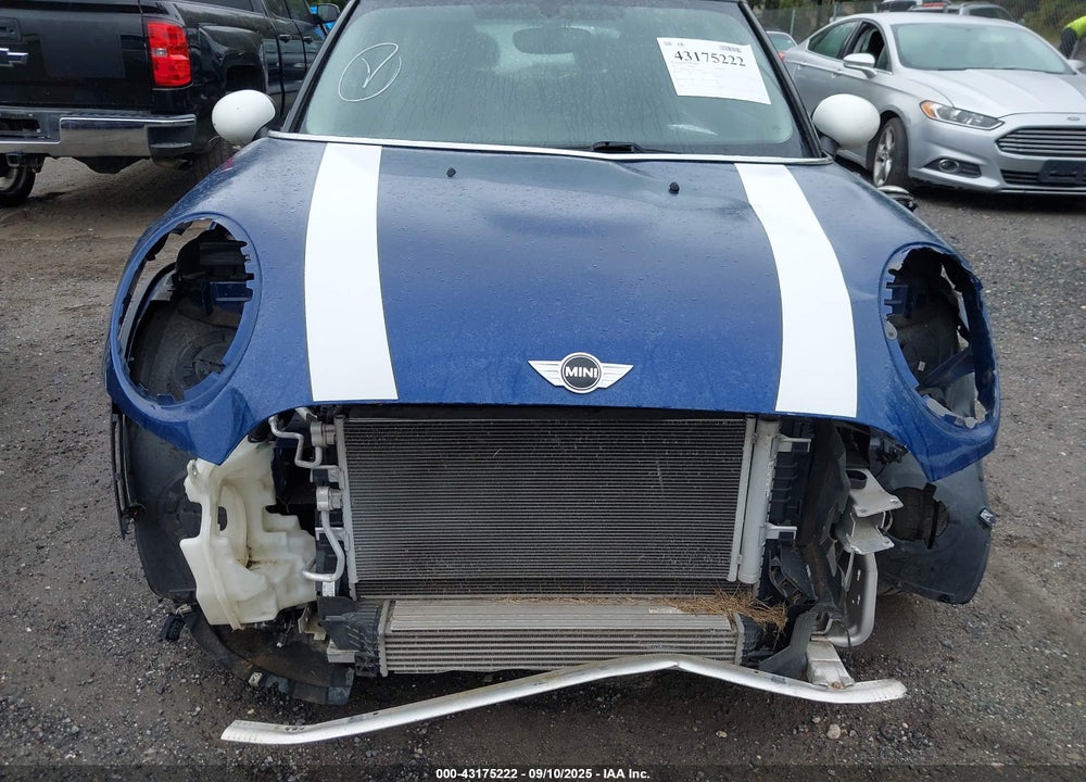 2014 MINI COOPER VIN: WMWXM5C5XET730945
