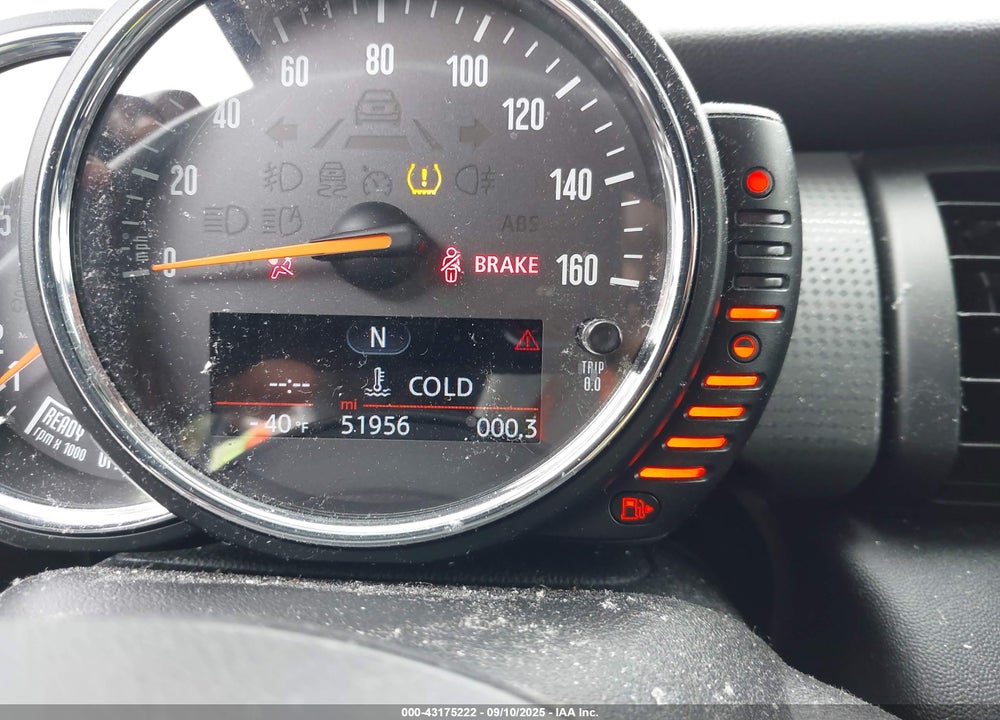 2014 MINI COOPER VIN: WMWXM5C5XET730945