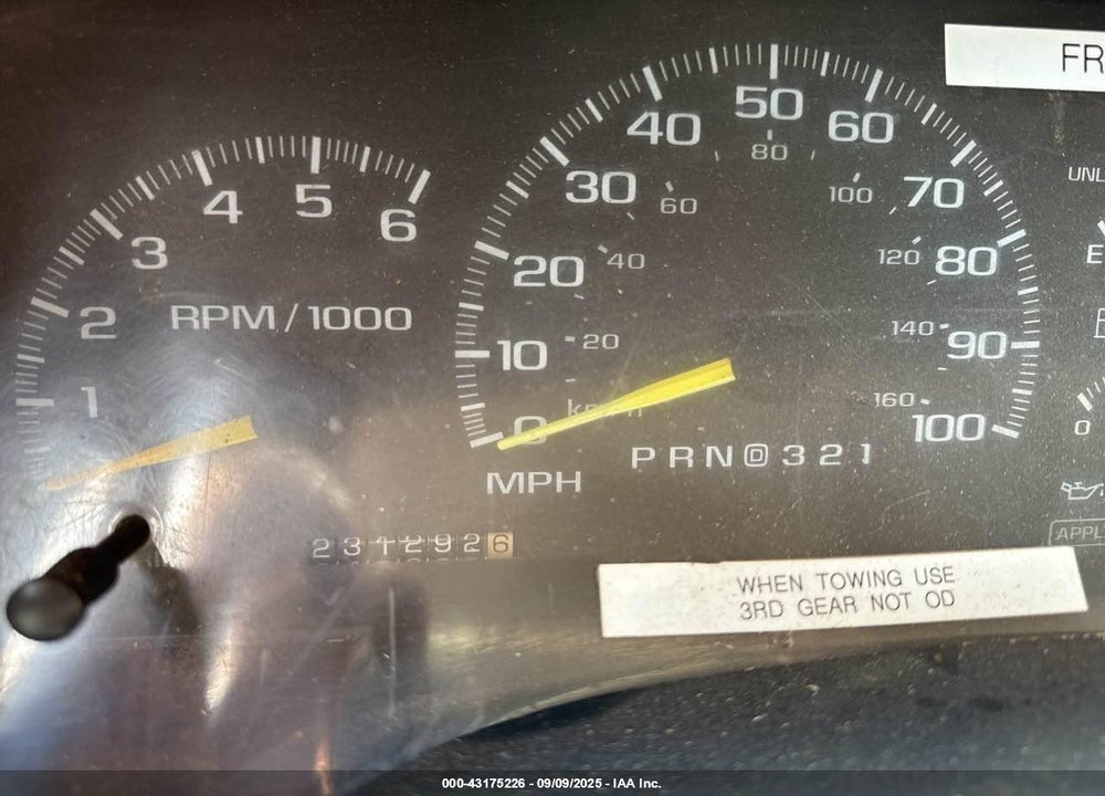 2000 GMC SIERRA C3500 HD CHASSIS SL VIN: 1GDKC34J9YF510243