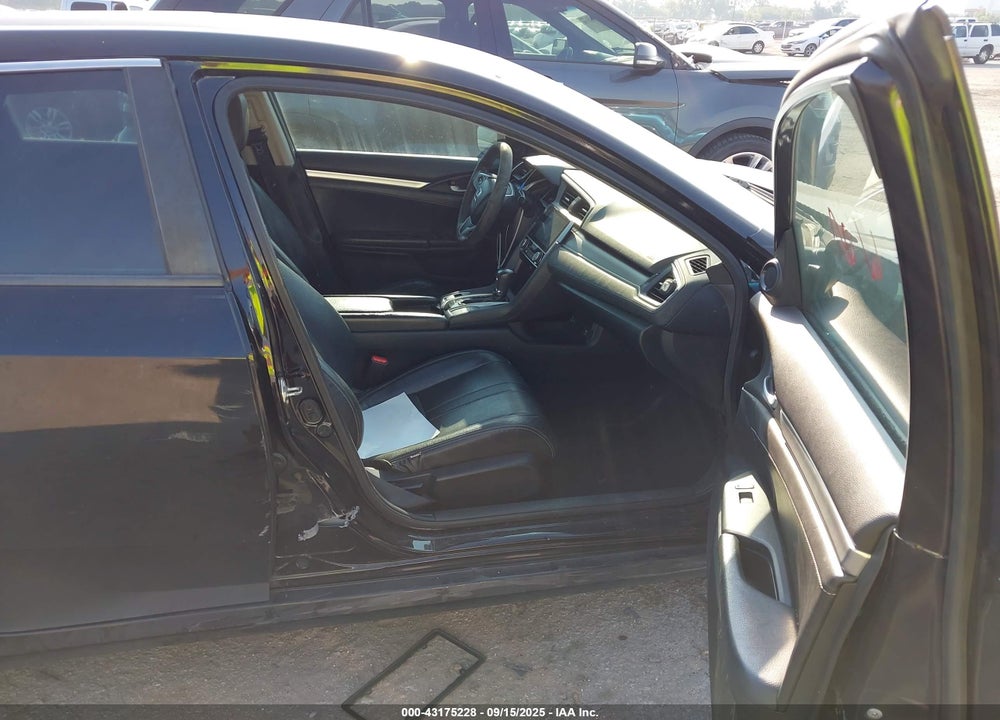 2017 HONDA CIVIC EX VIN: 19XFC2F77HE050138