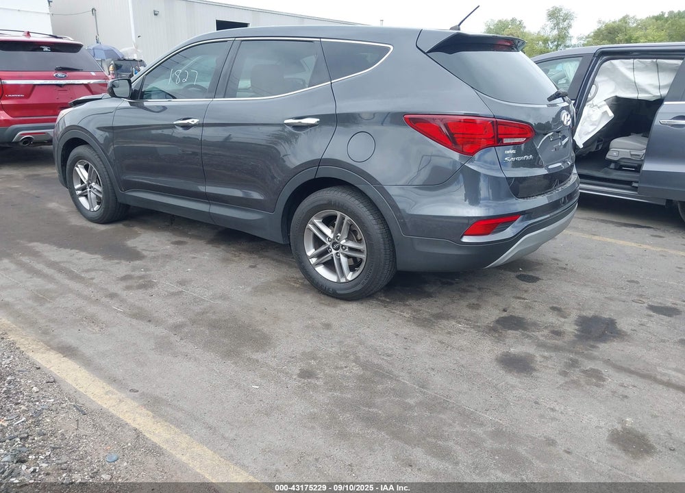 2018 HYUNDAI SANTA FE VIN: 5XYZT3LB7JG562034