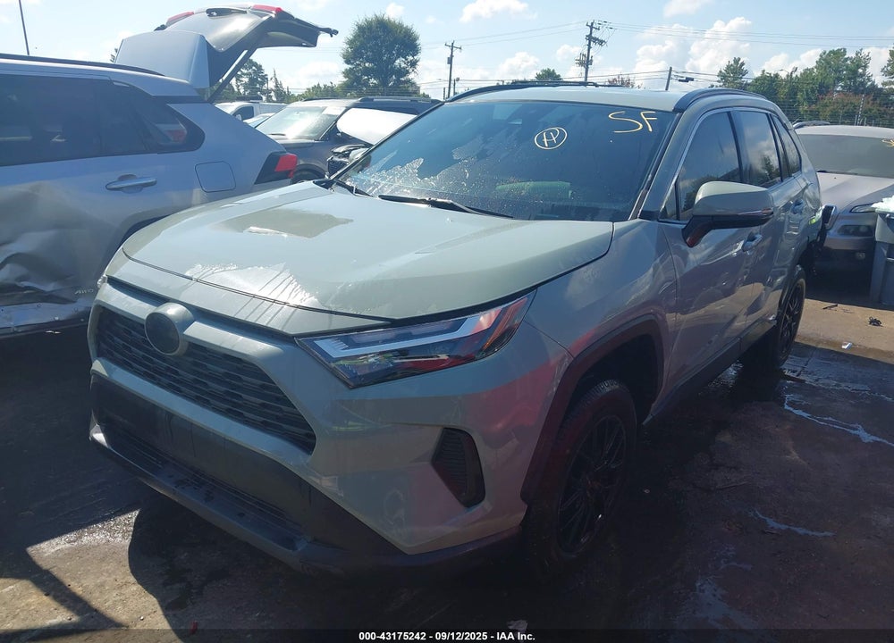 2022 TOYOTA RAV4 XLE VIN: 2T3W1RFVXNW197647