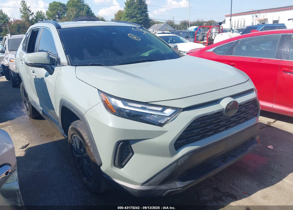 2022 TOYOTA RAV4 XLE VIN: 2T3W1RFVXNW197647