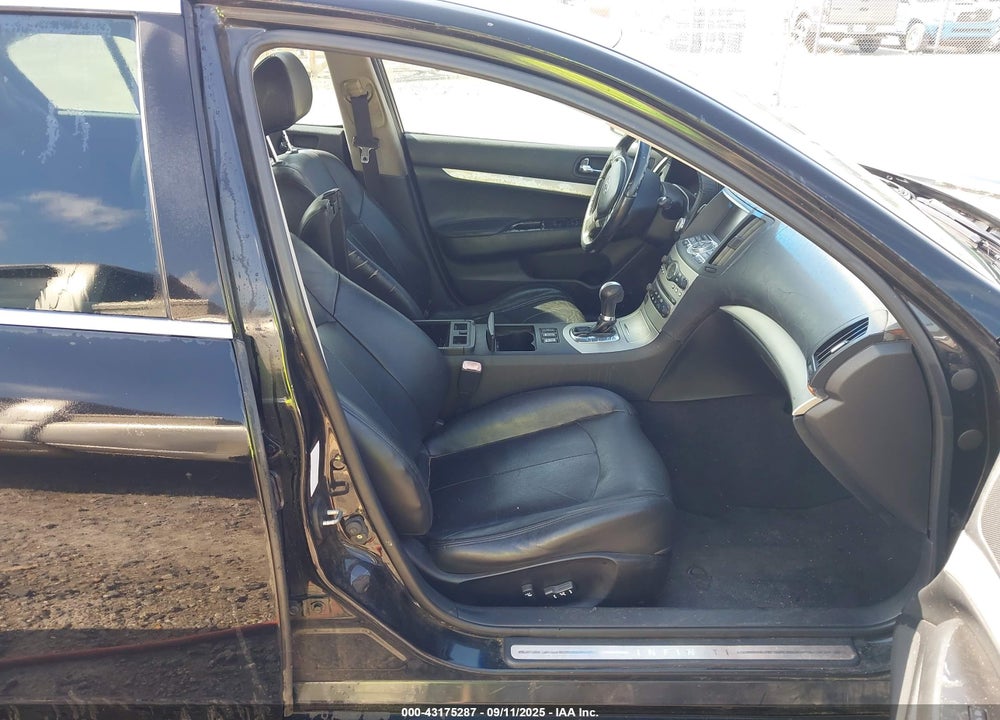 2008 INFINITI G35X VIN: JNKBV61F28M272391