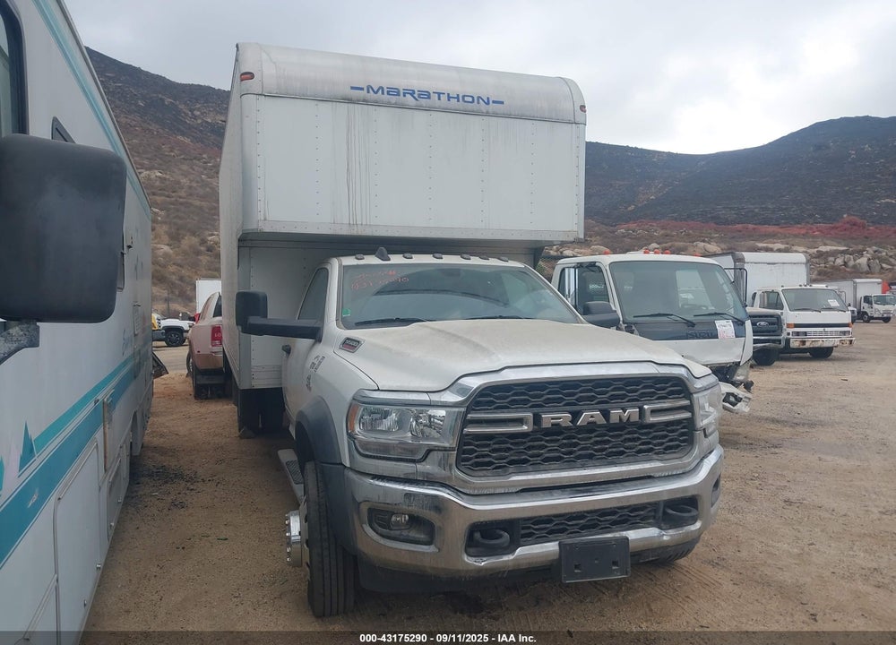 2019 RAM 5500 CHASSIS TRADESMAN/SLT VIN: 3C7WRMDL1KG728083