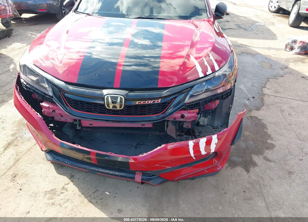 2016 HONDA ACCORD VIN: 1HGCR2F50GA121182