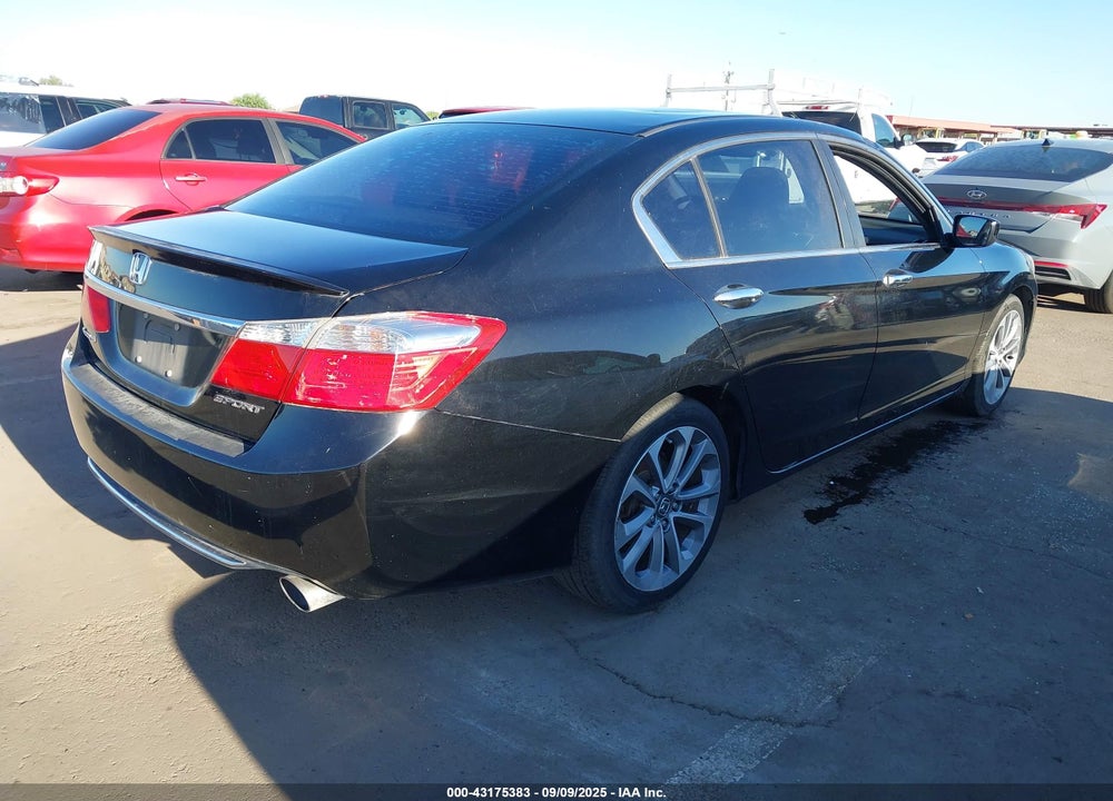 2015 HONDA ACCORD VIN: 1HGCR2F59FA118926