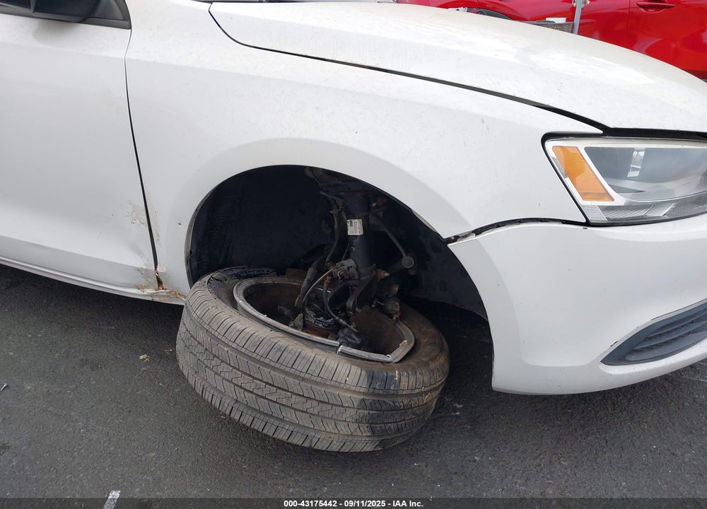 2012 VOLKSWAGEN JETTA 2.5L SE VIN: 3VWDP7AJ4CM340778