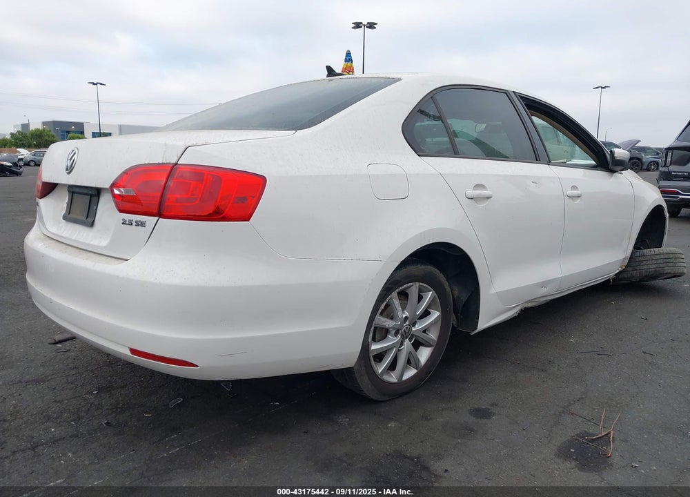 2012 VOLKSWAGEN JETTA 2.5L SE VIN: 3VWDP7AJ4CM340778