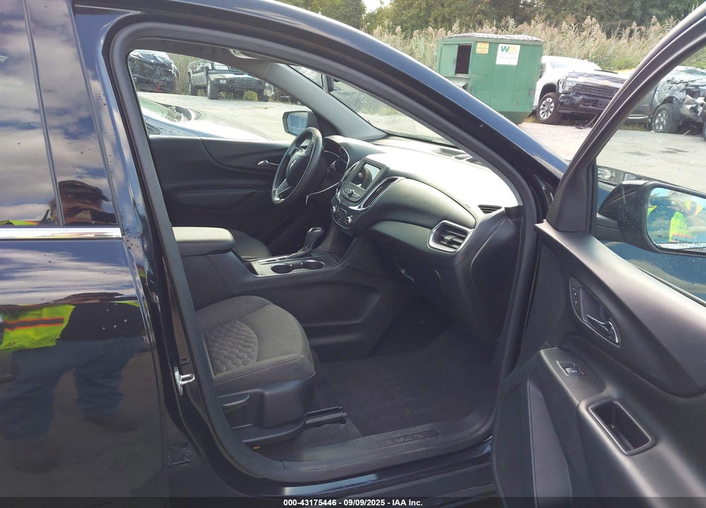 2019 CHEVROLET EQUINOX VIN: 2GNAXUEV5K6153180