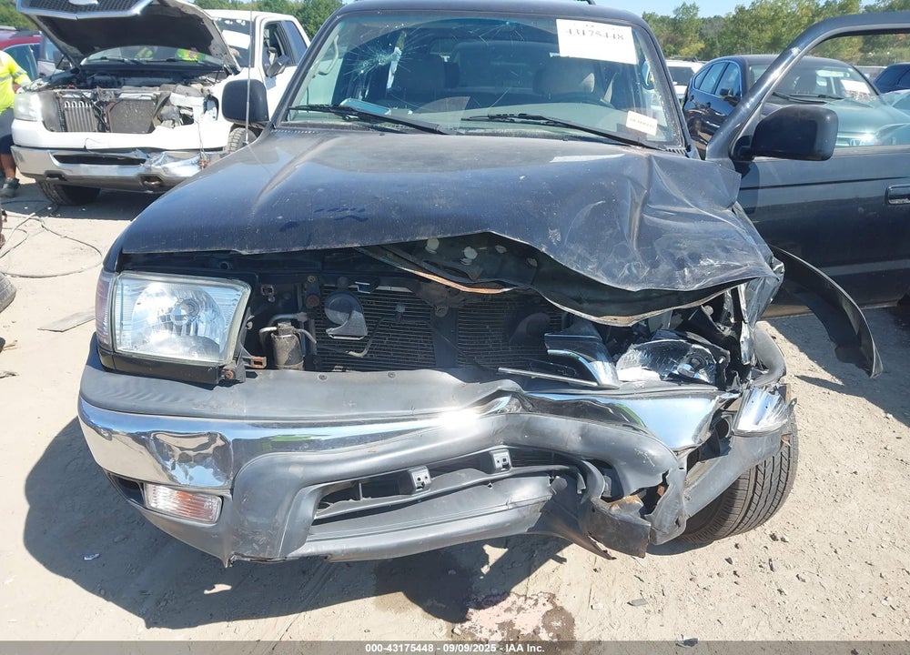 2002 TOYOTA 4RUNNER SR5 V6 VIN: JT3HN86R529072078
