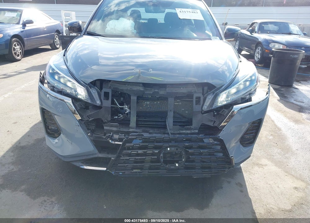 2023 NISSAN KICKS VIN: 3N1CP5DV5PL563637