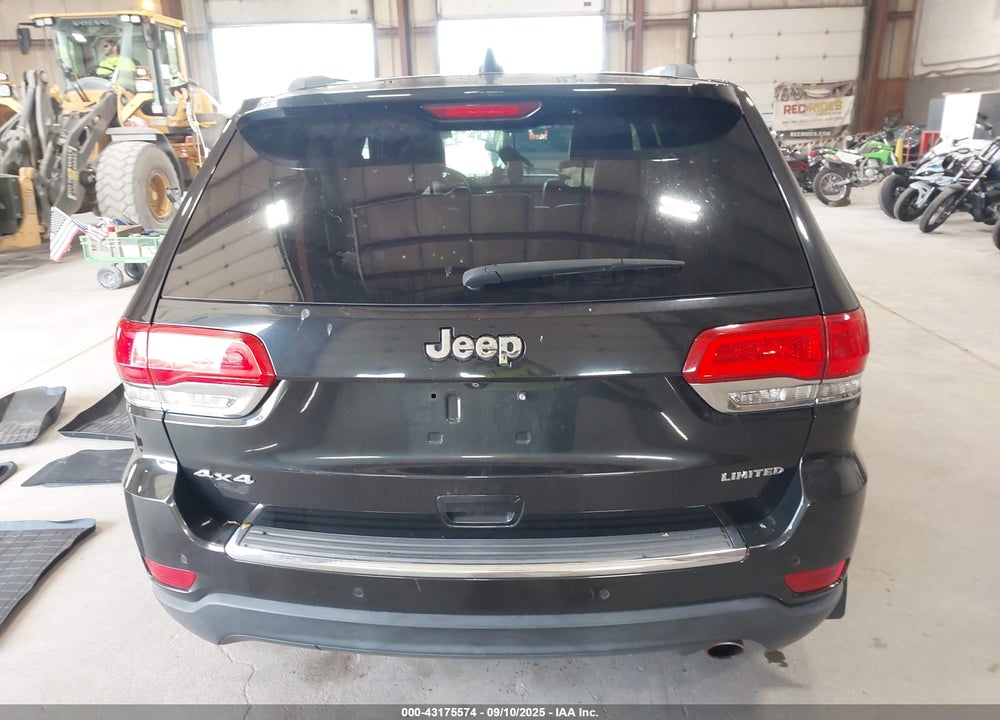 2015 JEEP GRAND CHEROKEE VIN: 1C4RJFBG8FC680724