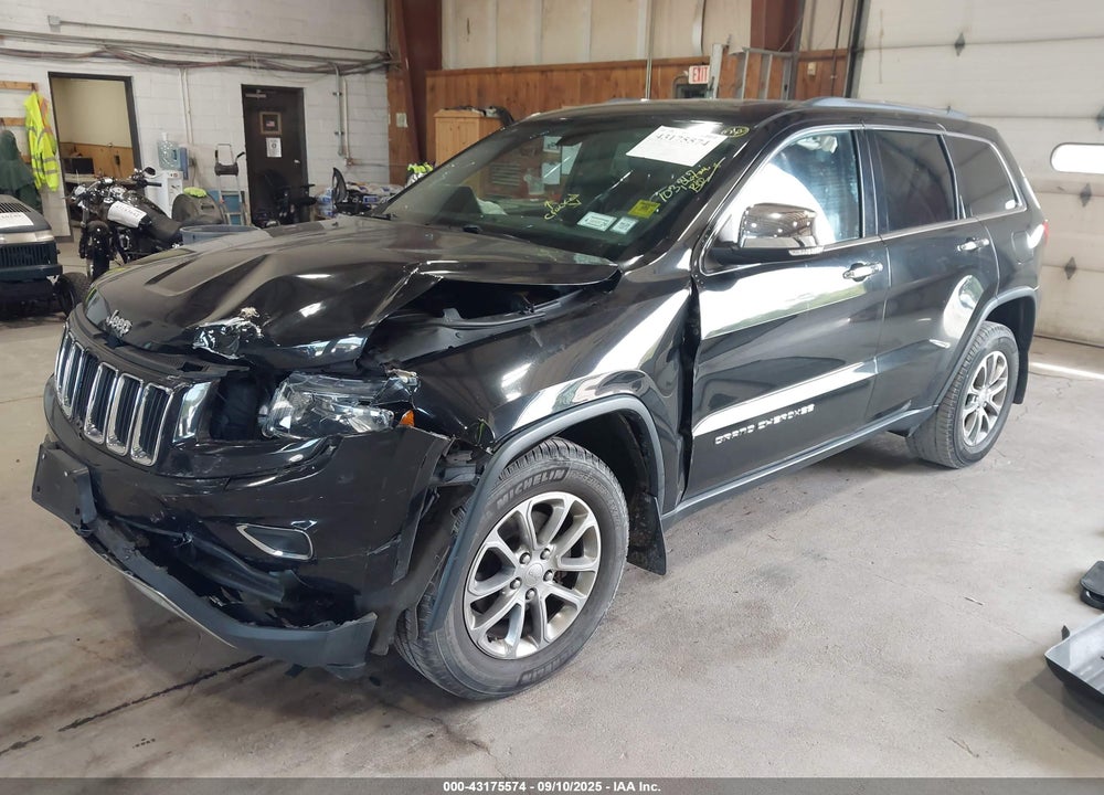 2015 JEEP GRAND CHEROKEE VIN: 1C4RJFBG8FC680724