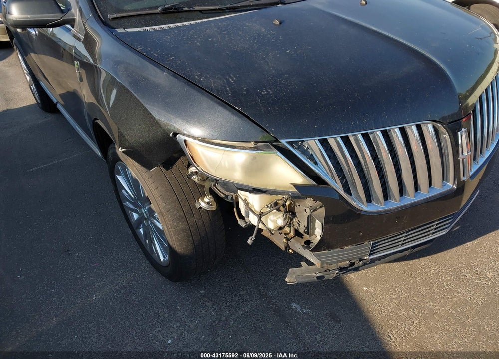 2011 LINCOLN MKX VIN: 2LMDJ6JK9BBJ22469