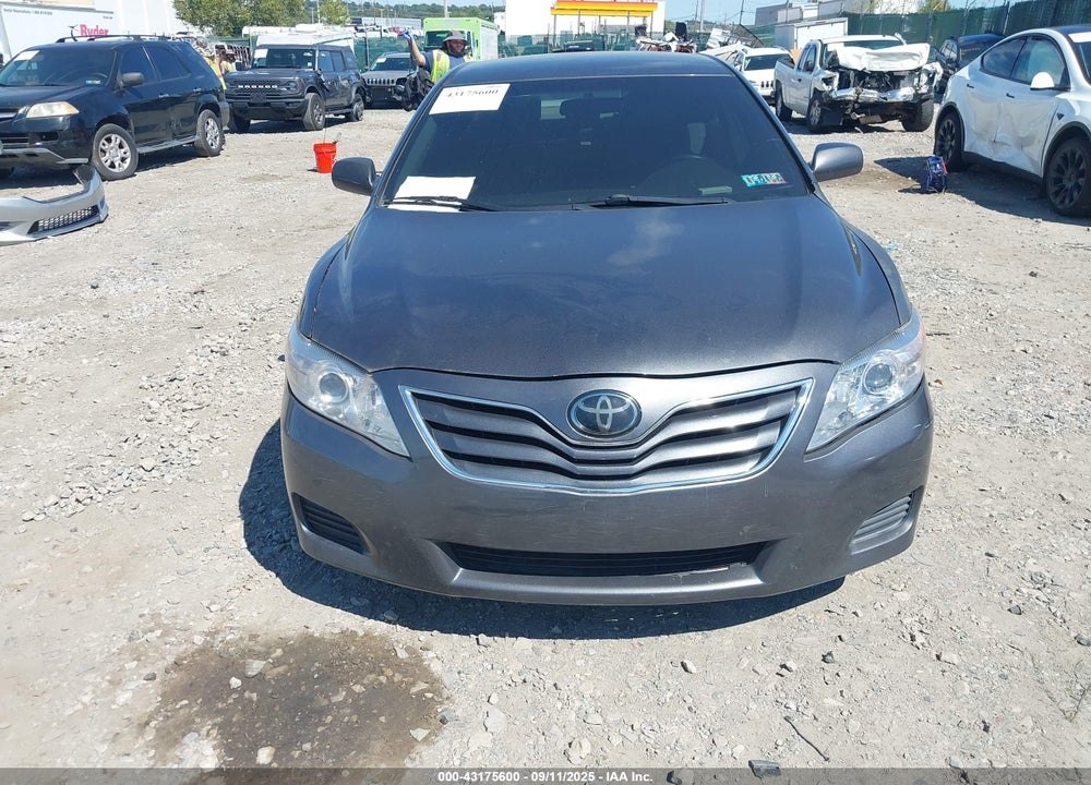 2011 TOYOTA CAMRY LE VIN: 4T1BF3EK7BU592278