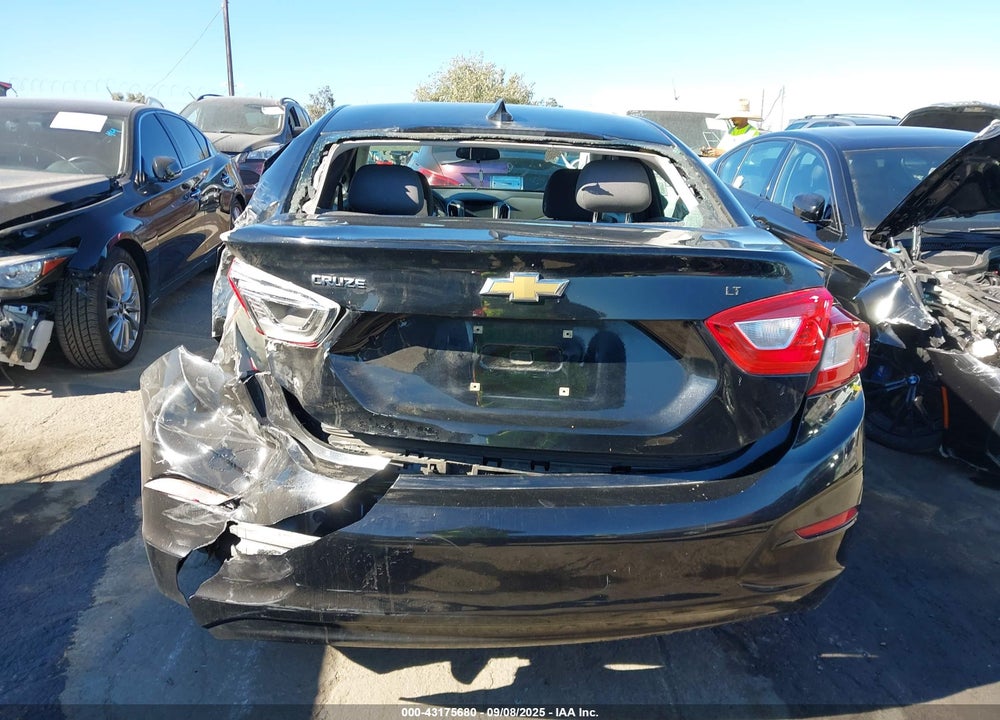 2017 CHEVROLET CRUZE LT AUTO VIN: 1G1BE5SMXH7258674